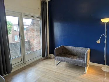 Private room at Wouwermanstraat, Centrum, image 1 of 10