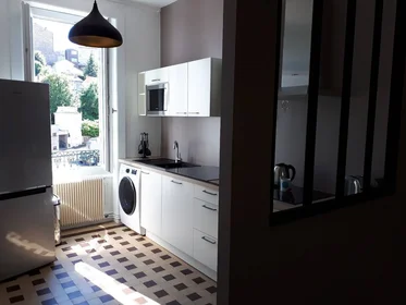 Habitación privada en Saint-Étienne, 42100, imagen 1 de 10
