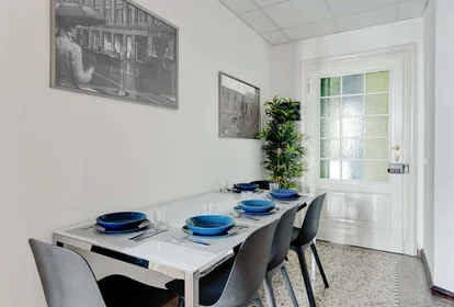 Habitación privada en Via Annibale Caretta 1, Milan. Italy, imagen 19 de 23