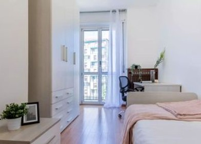 Chambre à louer avec lit double Milan