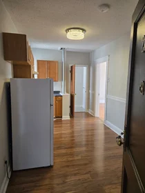 Evin tamamı Ikamet yerinde konumu 1189, Commonwealth Ave., Unit 20, Allston, Boston, MA, 02134, 5 20 görüntüsü