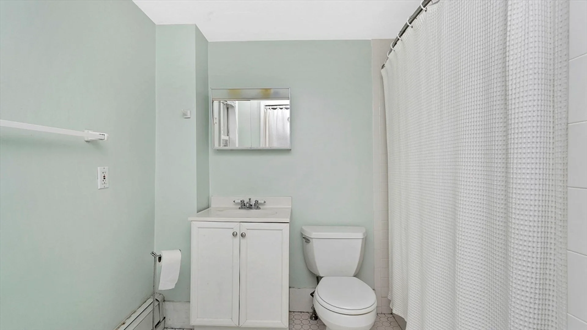 128, Bunker Hill Sst, Unit 2, Charlestown, Boston, MA, 02129