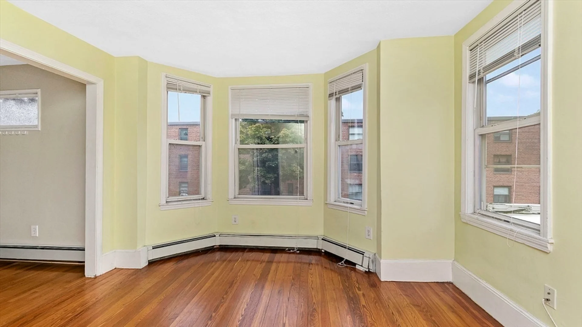 128, Bunker Hill Sst, Unit 2, Charlestown, Boston, MA, 02129
