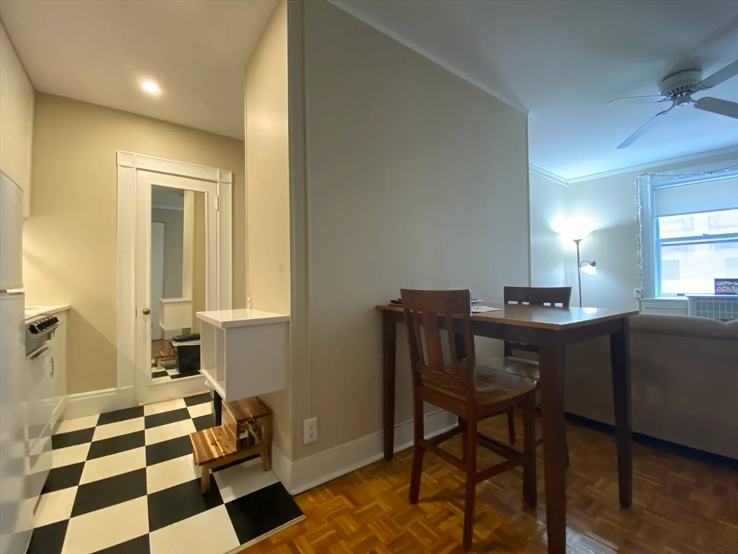 21, Beacon St., Unit 3C, Beacon Hill, Boston, MA, 02110