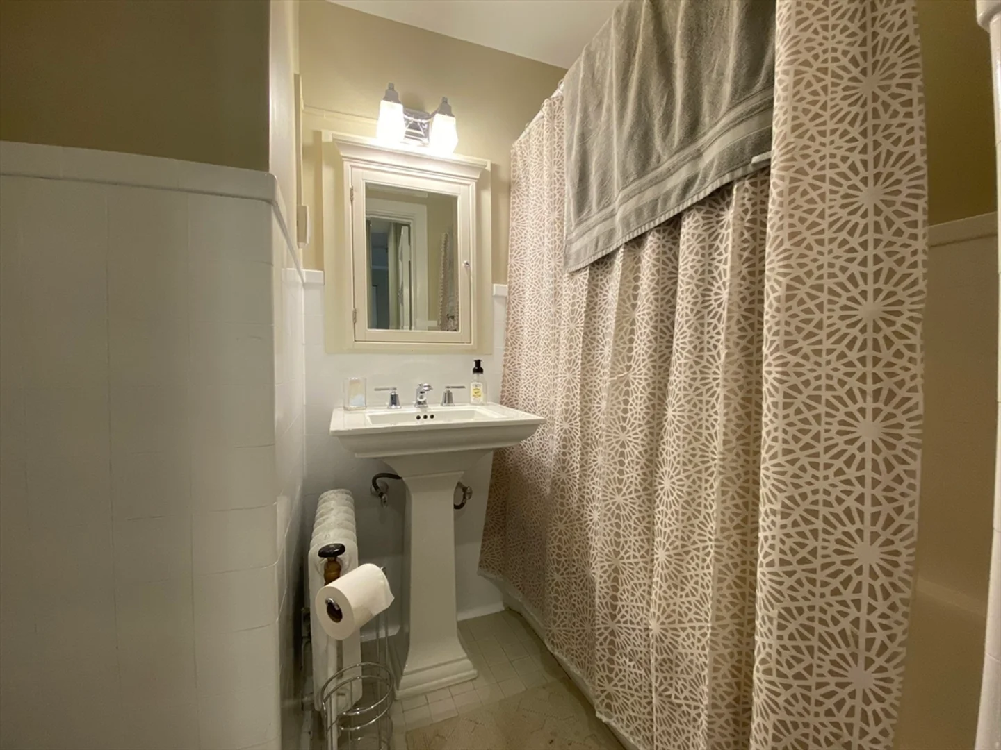 21, Beacon St., Unit 3C, Beacon Hill, Boston, MA, 02110