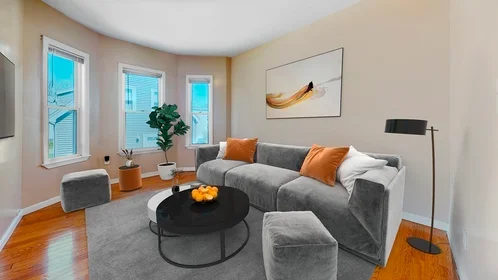 Toda a acomodação em 22, Hendry St., Unit 2, Dorchester, Boston, MA, 02122, imagem 1 de 10