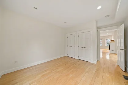 Evin tamamı Ikamet yerinde konumu 2536, Massachusetts Ave., Unit U:2536, North Cambridge, Cambridge, MA, 02140, 13 20 görüntüsü