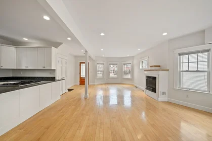 Evin tamamı Ikamet yerinde konumu 2536, Massachusetts Ave., Unit U:2536, North Cambridge, Cambridge, MA, 02140, 17 20 görüntüsü