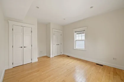 Evin tamamı Ikamet yerinde konumu 2536, Massachusetts Ave., Unit U:2536, North Cambridge, Cambridge, MA, 02140, 10 20 görüntüsü