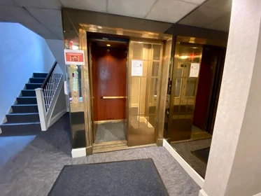Toda a acomodação em 137, Englewood Ave., Unit 42, Brighton, Boston, MA, 02135, imagem 1 de 10