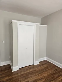 Toda a acomodação em residência em 1189, Commonwealth Ave., Unit 14, Allston, Boston, MA, 02134, imagem 5 de 12