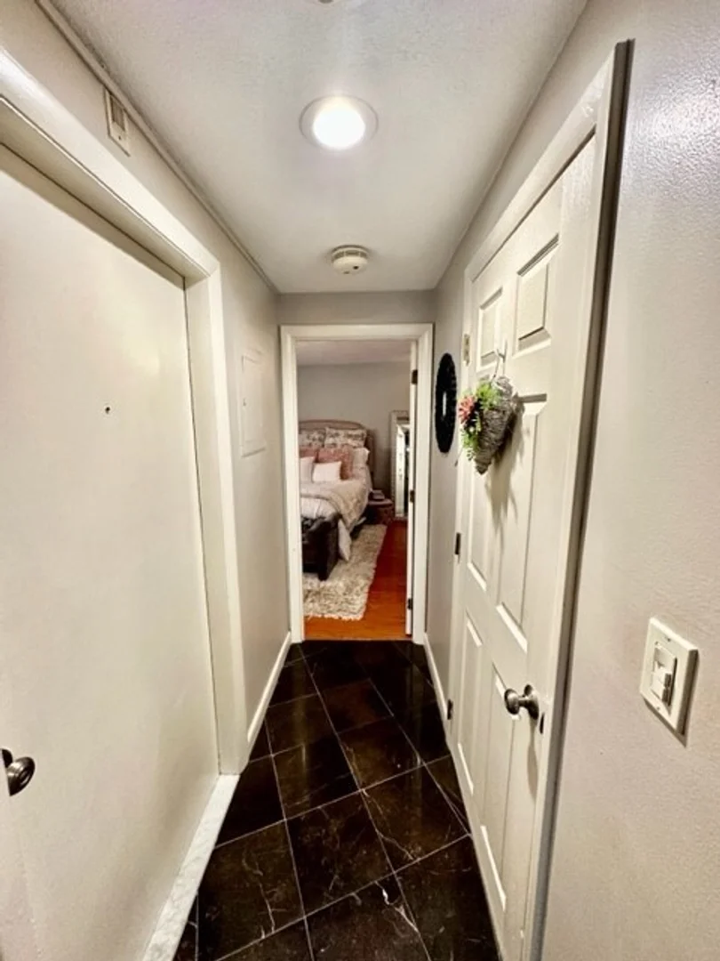 61, Salem St., Unit 3, North End, Boston, MA, 02113