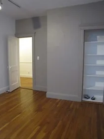 Logement entier en résidence à 21, Shepard St., Unit 1, Harvard Square, Cambridge, MA, 02138, image 11 de 19