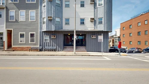 Gesamte Unterkunft im Wohnheim in der 298-300, Meridian St., Unit 300 - 2, East Boston, Boston, MA, 02128, bild 10 von 20
