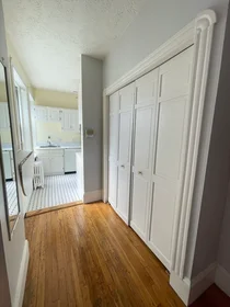Gesamte Unterkunft im Wohnheim in der 45, Garden St., Unit 7, Beacon Hill, Boston, MA, 02114, bild 3 von 18
