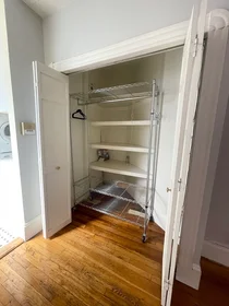 Gesamte Unterkunft im Wohnheim in der 45, Garden St., Unit 7, Beacon Hill, Boston, MA, 02114, bild 4 von 18