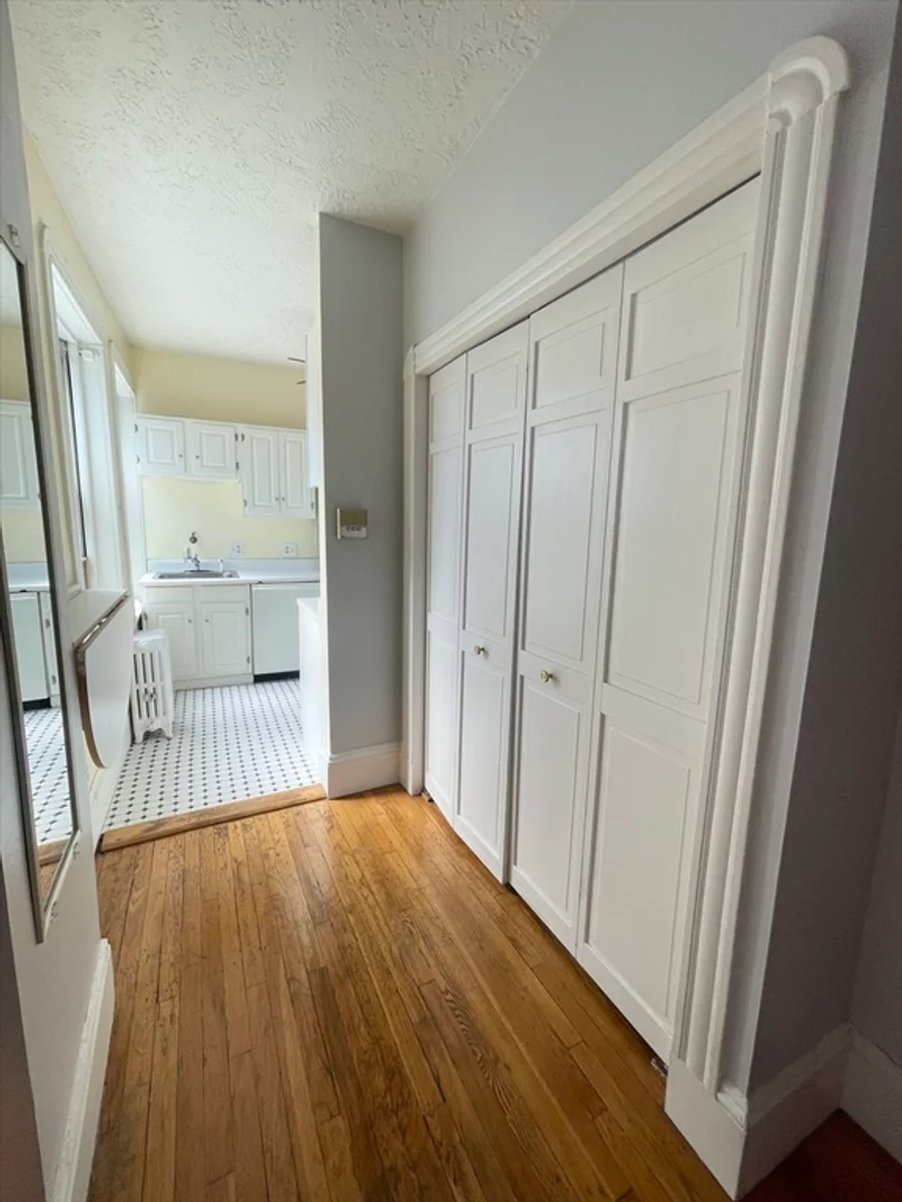 45, Garden St., Unit 7, Beacon Hill, Boston, MA, 02114