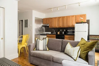 Toda a acomodação em residência em 90, Warrenton St., Unit 8, Back Bay, Boston, MA, 02116, imagem 16 de 16