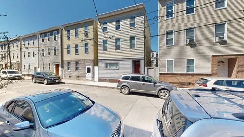 Toda a acomodação em residência em 44, Morris St., Unit 2, East Boston, Boston, MA, 02128, imagem 12 de 23