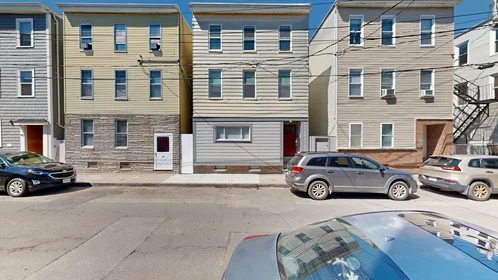 Toda a acomodação em residência em 44, Morris St., Unit 2, East Boston, Boston, MA, 02128, imagem 19 de 23