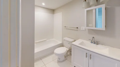 Toda a acomodação em residência em 44, Morris St., Unit 2, East Boston, Boston, MA, 02128, imagem 6 de 23