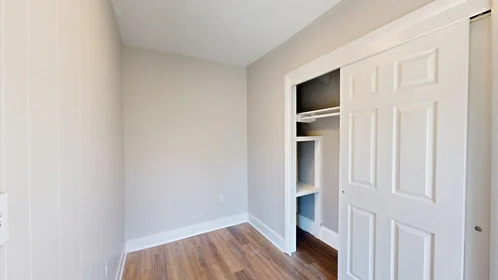 Toda a acomodação em residência em 44, Morris St., Unit 2, East Boston, Boston, MA, 02128, imagem 10 de 23