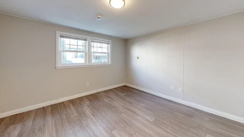 Gesamte Unterkunft im Wohnheim in der 187, Maverick St., Unit 3, East Boston, Boston, MA, 02128, bild 10 von 11
