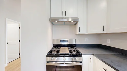 Toda a acomodação em 8, Curtis St., Unit 2, East Boston, Boston, MA, 02128, imagem 1 de 10
