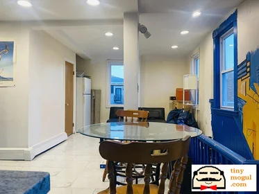 Evin tamamı Ikamet yerinde konumu 67, Gore St., Unit 2R, East Cambridge, Cambridge, MA, 02141, 16 18 görüntüsü