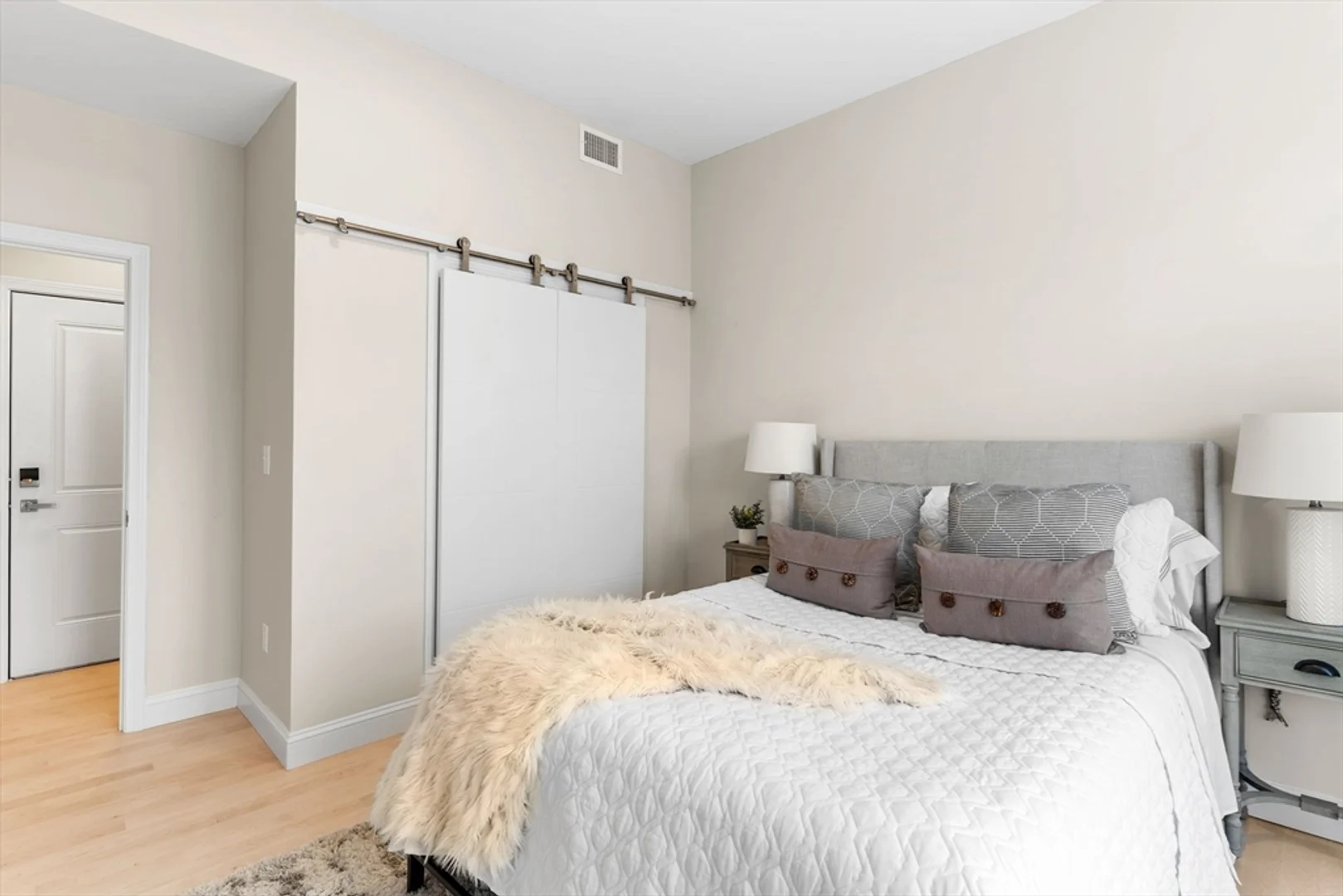 123, Warren St., Unit 401, Roxbury, Boston, MA, 02119