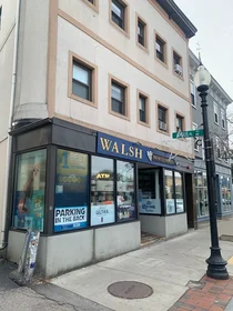 Alojamiento entero en 392, Washington St., Unit 4, Brighton, Boston, MA, 02135, imagen 1 de 10