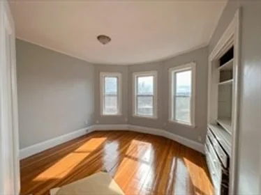 Gesamte Unterkunft im Wohnheim in der 34, Fisher Ave., Unit 1, Roxbury, Boston, MA, 02120, bild 4 von 10