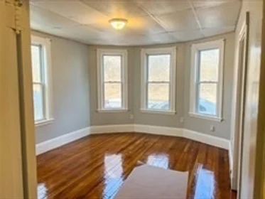 Gesamte Unterkunft im Wohnheim in der 34, Fisher Ave., Unit 1, Roxbury, Boston, MA, 02120, bild 10 von 10