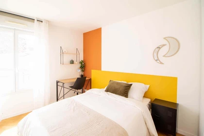 Quarto para alugar num apartamento partilhado em Saint-denis