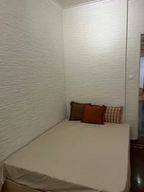 Privatzimmer in der Avenida Afonso III, Lisbon, bild 2 von 10