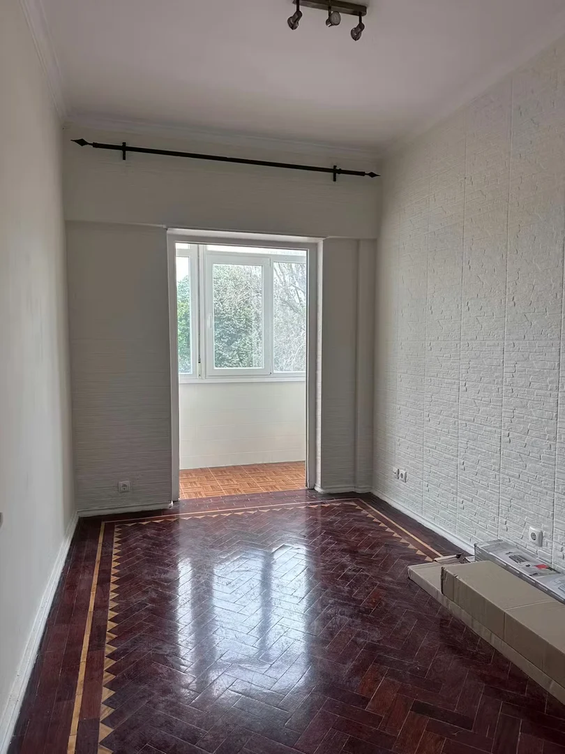 Bezahlbares Zimmer für Studenten mit ausreichender Beleuchtung in 