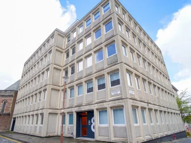 Habitación privada en 8 Roxburgh Edinburgh EH8 9SU, imagen 1 de 10