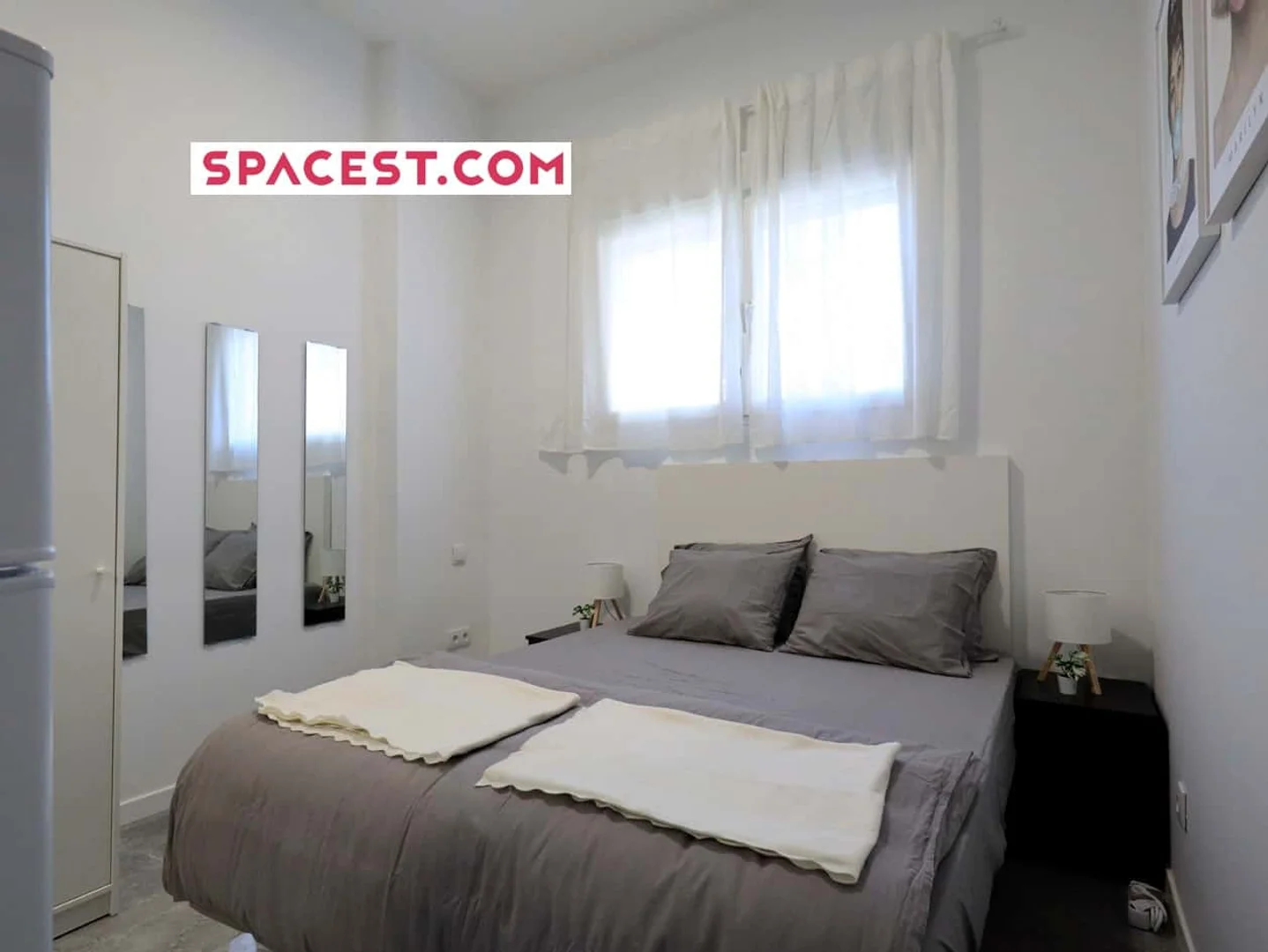 Habitación para estudiantes en  con modernas comodidades