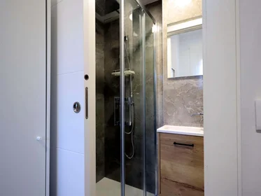 Habitación privada en C. de Alconera, 9, San Blas-Canillejas, 28037 Madrid, Spain, imagen 4 de 13