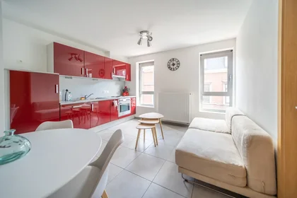 Privatzimmer in der Rue Reynier 38, bild 2 von 7