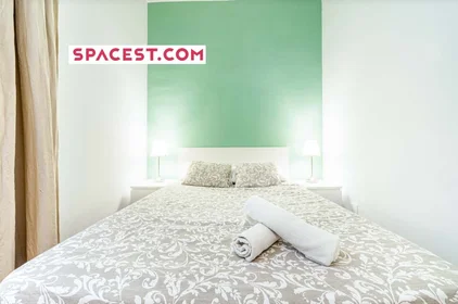 Privatzimmer in der Gran Via de les Corts Catalanes, 612, 08007 Barcelona, Spagna, bild 1 von 14