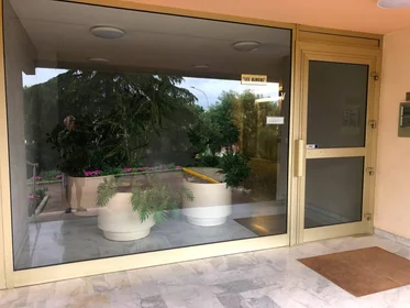 Private room at Antibes, 06160, image 1 of 10