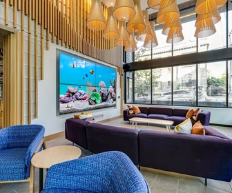 Stanza privata in 15th Avenue Northeast, immagine 29 di 48