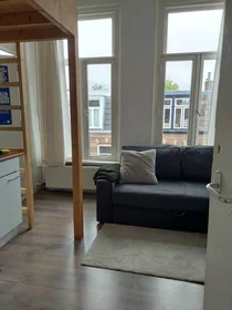 Privatzimmer in der van Sytzamastraat, bild 1 von 8