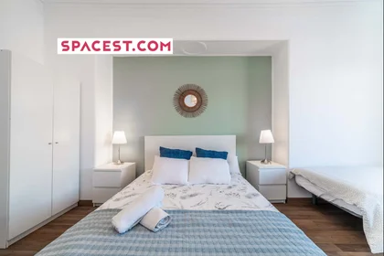 Habitación privada en Avinguda Diagonal, 578, 08021 Barcelona, Spagna, imagen 1 de 20