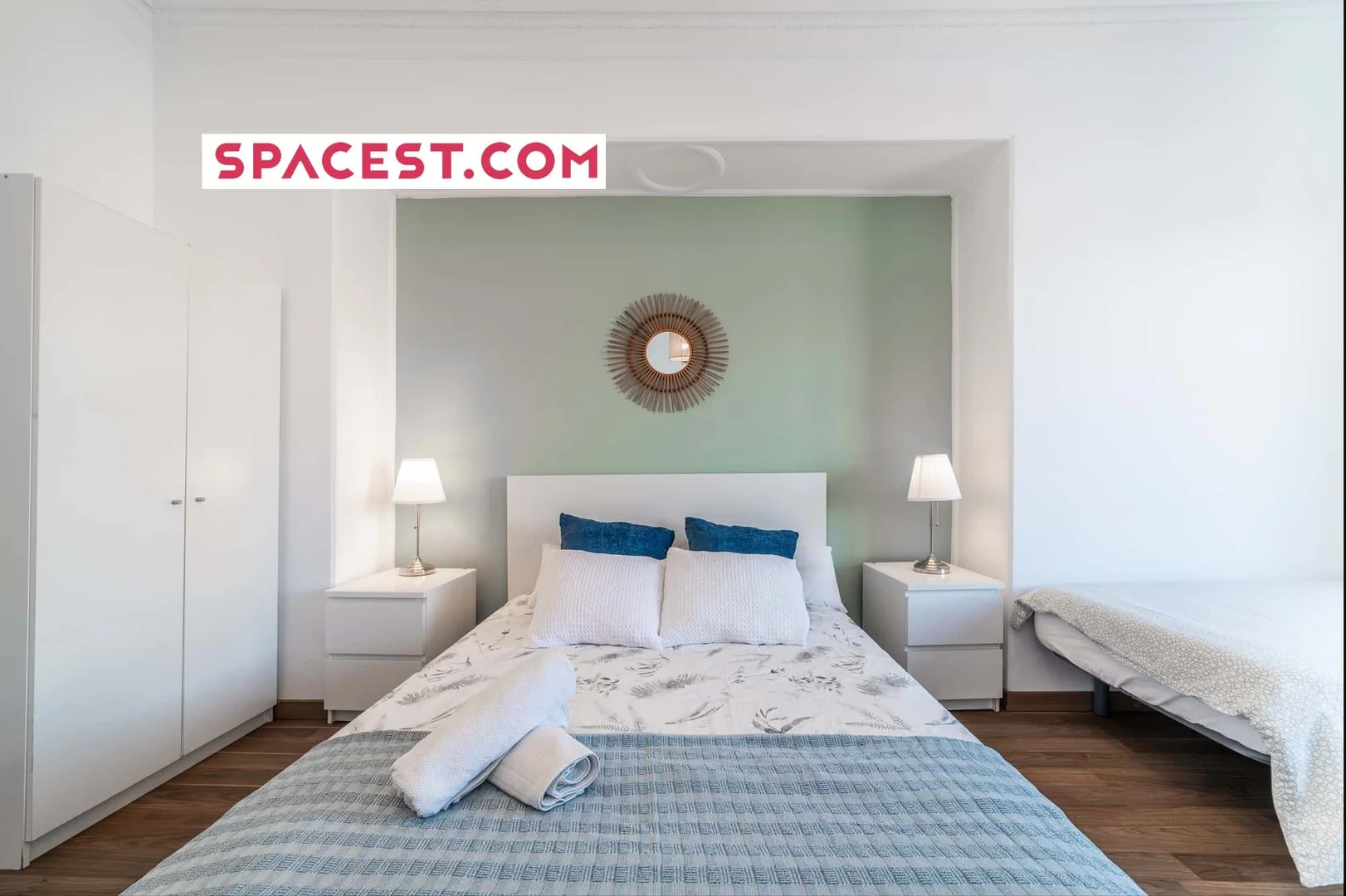 Habitación acogedora para estudiantes disponible en 