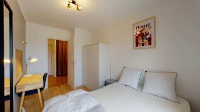 Privatzimmer in der 21 Avenue du Centre Montigny-le-Bretonneux 78180  FR, bild 3 von 12