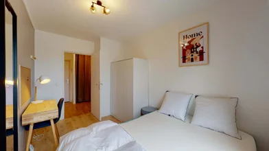 Quarto privado em 21 Avenue du Centre Montigny-le-Bretonneux 78180 FR, imagem 3 de 12
