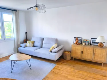 Chambre privée à Rue Diderot, 55, image 1 de 10