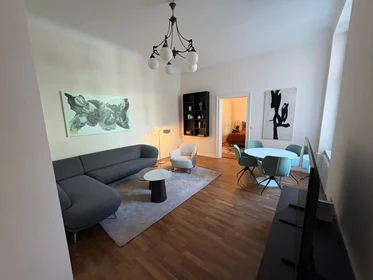 Toda a acomodação em Bleibtreustraße, 10-11, imagem 1 de 15